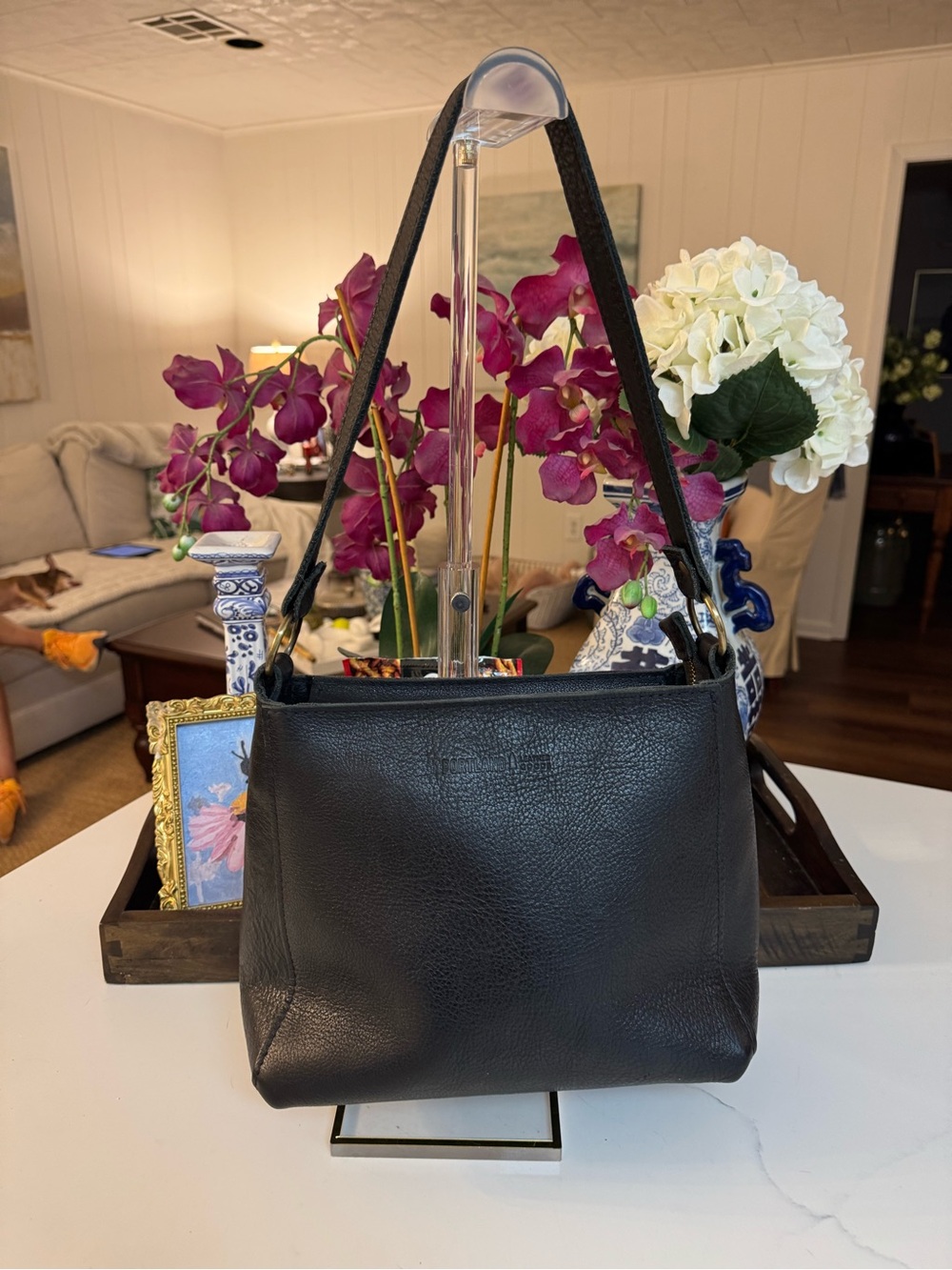 🖤 PORTLAND LEATHER TRIANGLE SHOULDER BAG. 🖤
